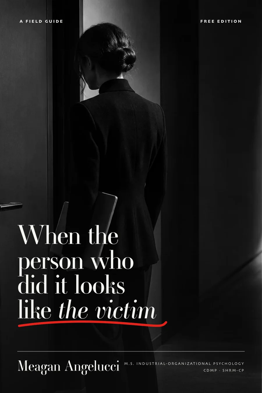 The guide's cover: a woman seen from behind, waiting outside a closed door, under the title.